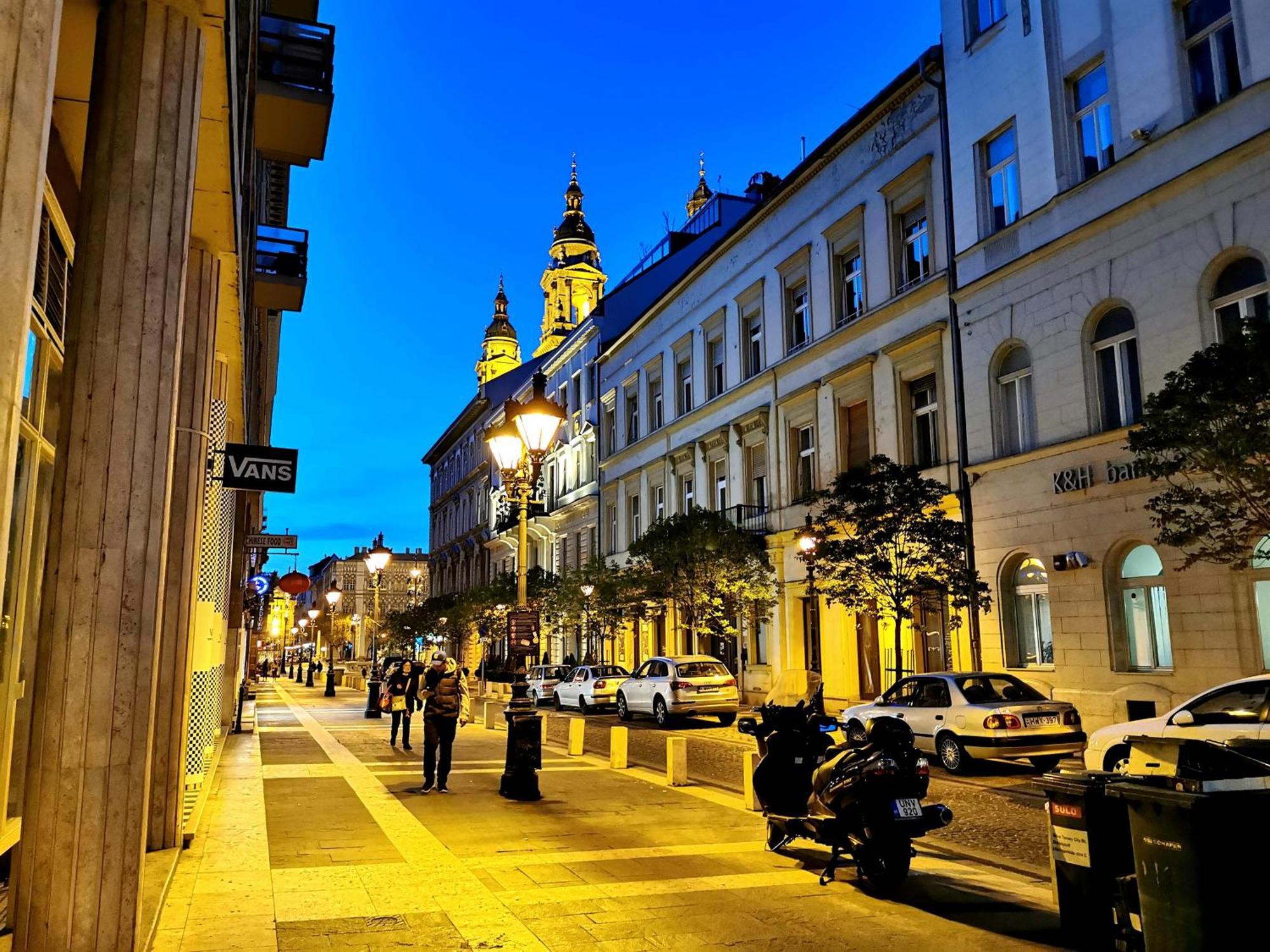 Downtown Studio Next To The Basilica Budapest Luaran gambar